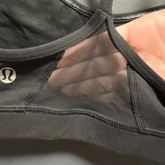 Lululemon Flow Y Bra Womens 4 Black - Picture 4 of 5